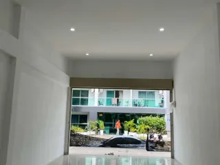 For rent retail Space in Bang Lamung, Chonburi