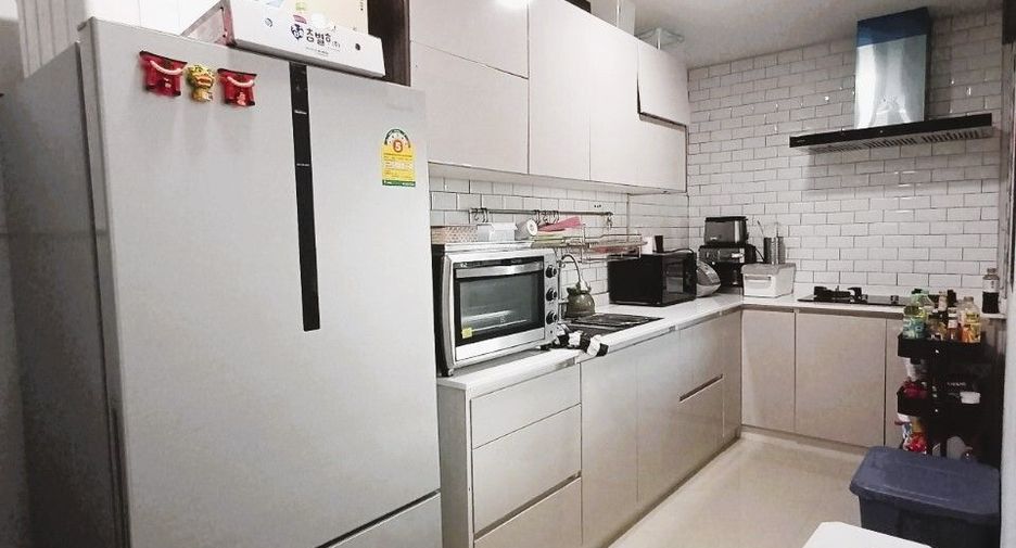 For sale 3 ベッドルーム house in Bang Sao Thong, Samut Prakan