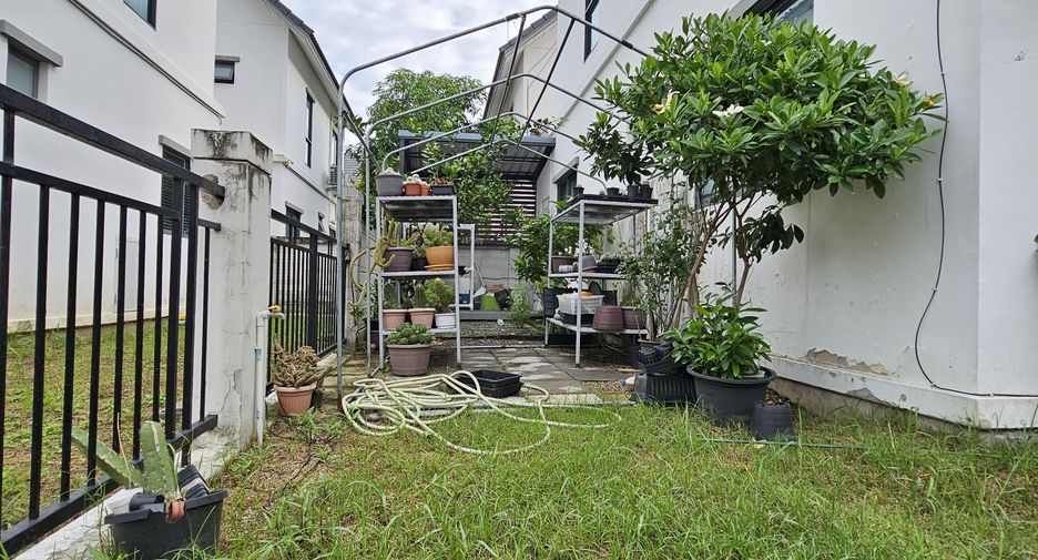 For sale 3 ベッドルーム house in Bang Sao Thong, Samut Prakan
