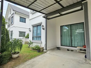Casa en venta de 3 habitaciones en Bang Sao Thong, Samut Prakan