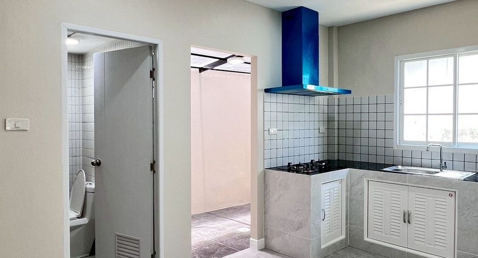 For sale 2 ベッドルーム townhouse in Thalang, Phuket