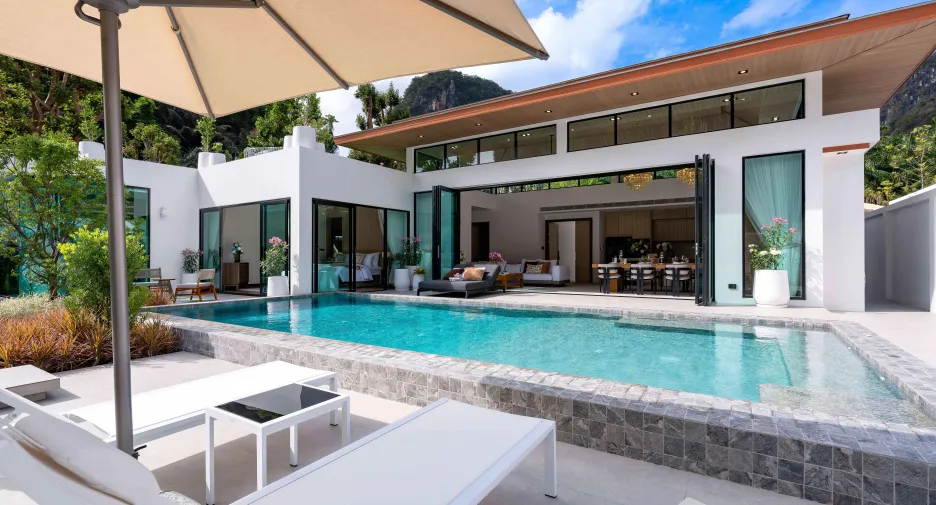 For sale 3 bedrooms villa in Mueang Krabi, Krabi
