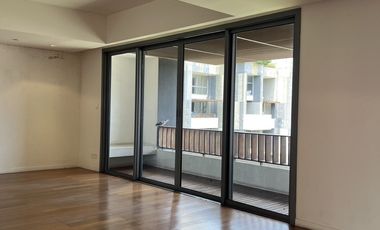 Condo en venta de 3 habitaciones en Yan Nawa, Bangkok