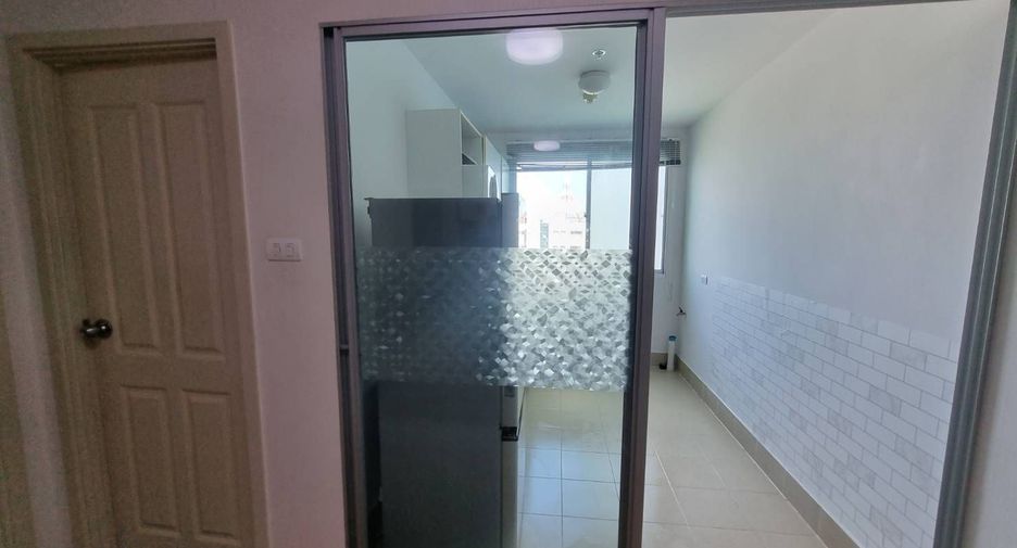 For sale 1 bed condo in Si Racha, Chonburi