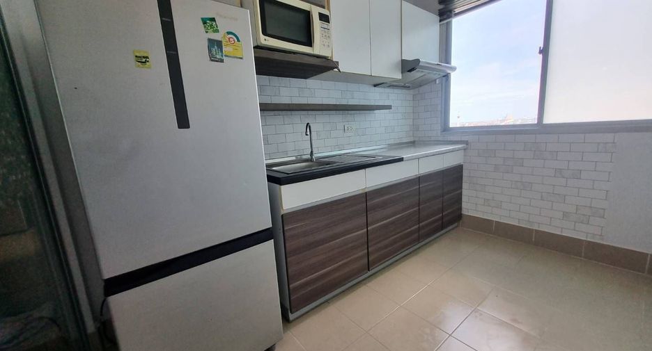 For sale 1 bed condo in Si Racha, Chonburi