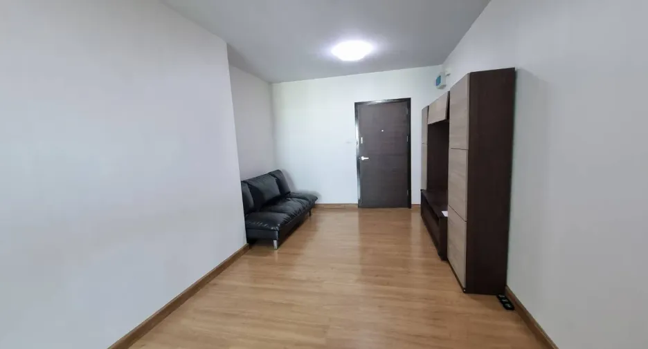 For sale 1 bed condo in Si Racha, Chonburi