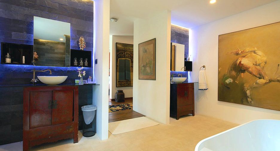 For sale 5 bedrooms villa in Cha Am, Phetchaburi