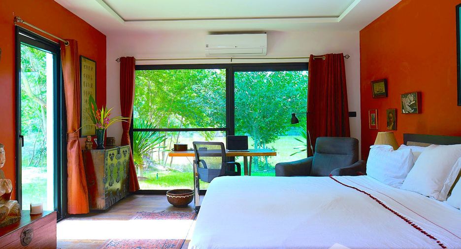 For sale 5 bedrooms villa in Cha Am, Phetchaburi