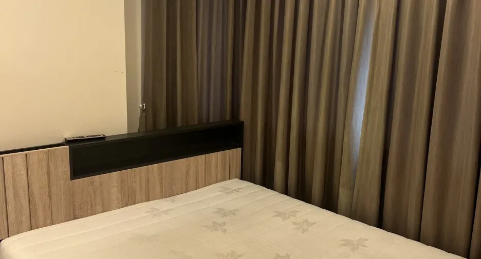 For sale 1 bed condo in Thon Buri, Bangkok