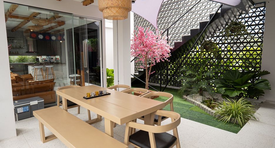 For rent 3 bedrooms villa in Hua Hin, Prachuap Khiri Khan