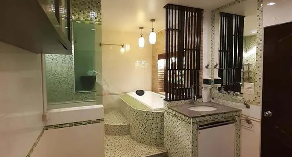 For sale 2 bedrooms condo in Bang Na, Bangkok
