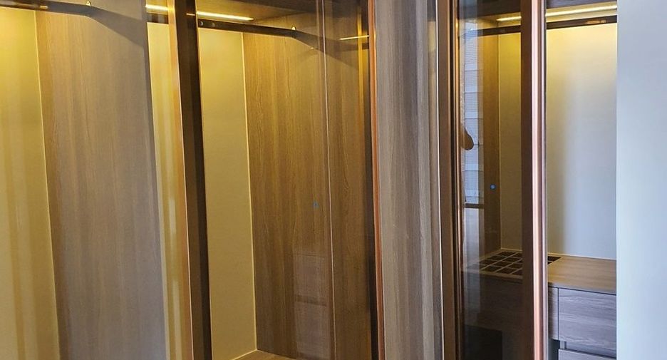 Condo en venta y en alquiler de 2 habitaciones en Khlong Toei, Bangkok