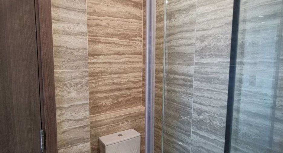 Condo en venta y en alquiler de 2 habitaciones en Khlong Toei, Bangkok