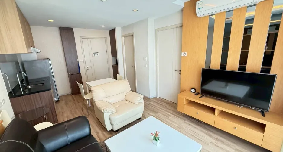 For rent 1 bed condo in Bang Lamung, Chonburi