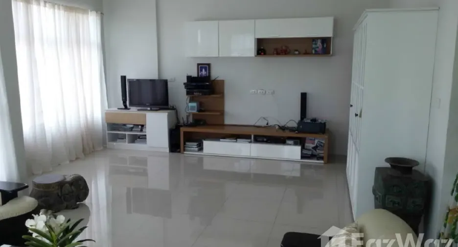 For sale and for rent 5 bedrooms retail Space in Mueang Phuket, Phuket