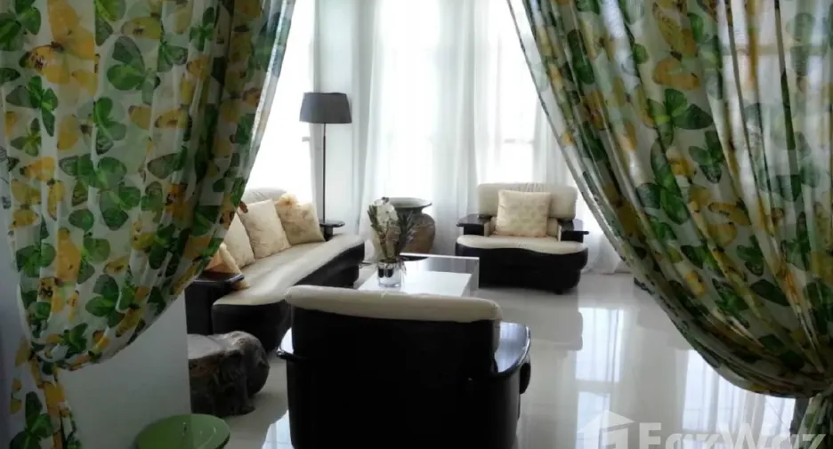 For sale and for rent 5 bedrooms retail Space in Mueang Phuket, Phuket