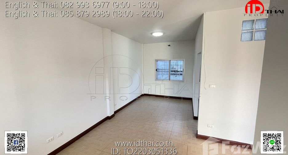 For sale 2 bedrooms townhouse in Mueang Udon Thani, Udon Thani
