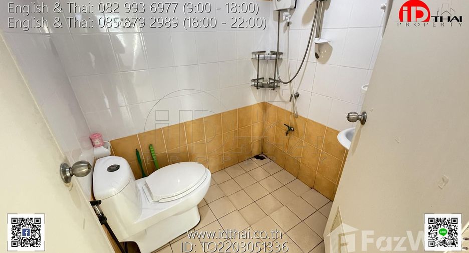 For sale 2 bedrooms townhouse in Mueang Udon Thani, Udon Thani