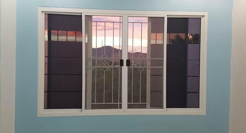 For sale 2 bedrooms townhouse in Hua Hin, Prachuap Khiri Khan