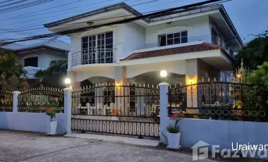 Haus zur Miete mit 4 Zimmer in Bang Lamung, Chonburi