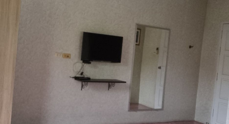 For rent 4 bedrooms house in Bang Lamung, Chonburi