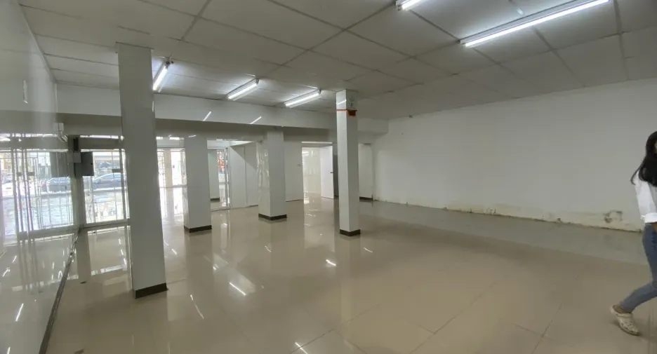 For sale and for rent retail Space in Hua Hin, Prachuap Khiri Khan