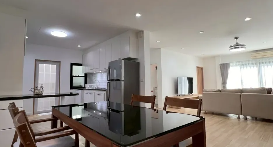 For sale and for rent 3 bedrooms house in Sattahip, Chonburi