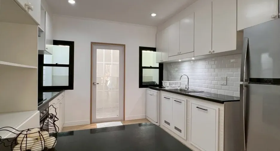 For sale and for rent 3 bedrooms house in Sattahip, Chonburi