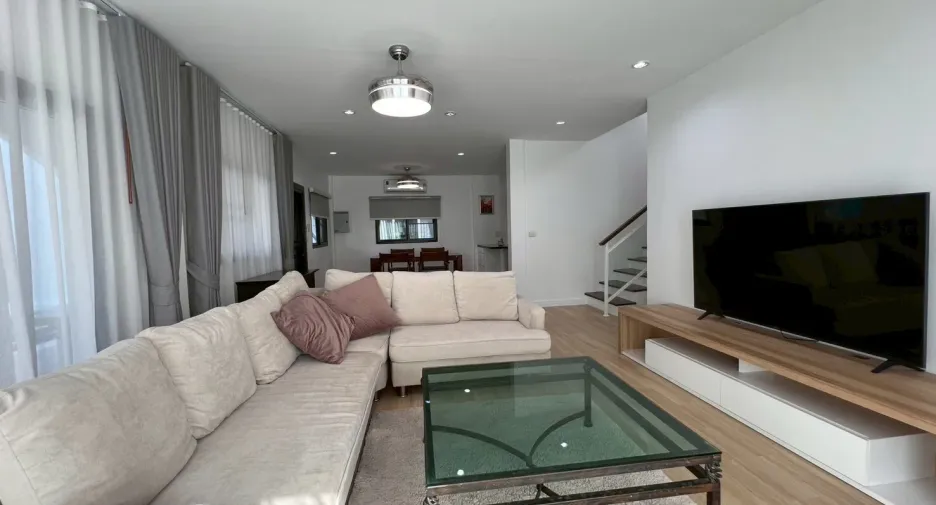 For sale and for rent 3 bedrooms house in Sattahip, Chonburi