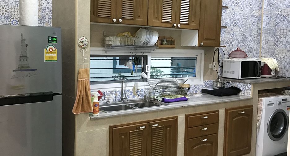 For sale and for rent 3 bedrooms house in Cha Am, Phetchaburi