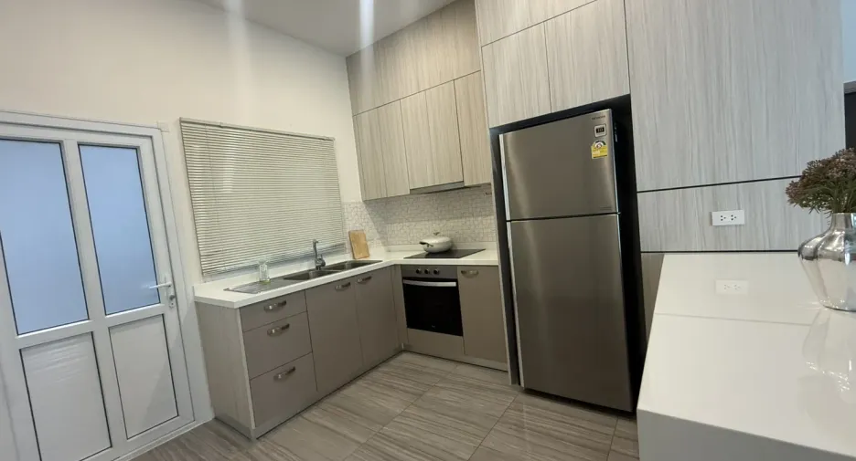 Villa en venta y en alquiler de 3 habitaciones en Bang Lamung, Chonburi