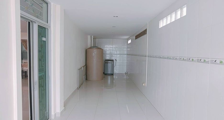 For sale 3 bedrooms townhouse in Hua Hin, Prachuap Khiri Khan