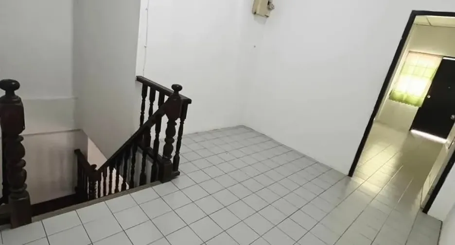 Продажа 2 спальни таунхаус в Ча Ам, Пхетбури