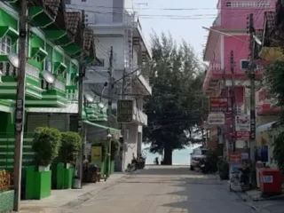 For sale 2 bedrooms townhouse in Cha Am, Phetchaburi