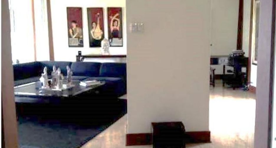 For rent 3 bedrooms condo in Na Jomtien, Pattaya