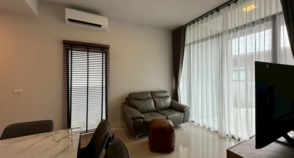 For rent 2 bedrooms townhouse in Thalang, Phuket