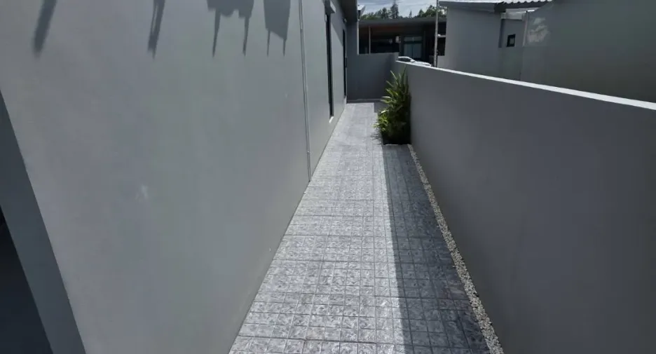 For rent 2 bedrooms townhouse in Thalang, Phuket
