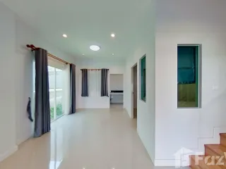 Casa en venta de 3 habitaciones en San Kamphaeng, Chiang Mai