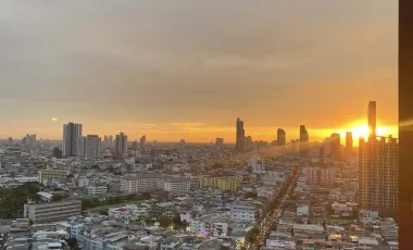 Condo en venta de 1 habitaciones en Yan Nawa, Bangkok