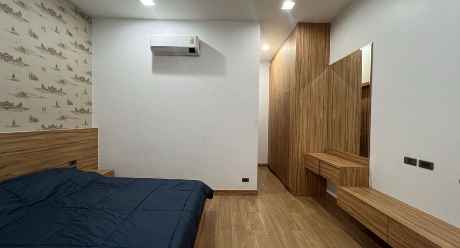 For sale 3 bedrooms villa in Bang Lamung, Chonburi