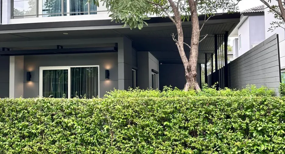 For sale 4 bedrooms house in Prawet, Bangkok