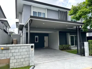 For sale 4 bedrooms house in Prawet, Bangkok