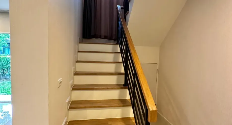 For sale 4 bedrooms house in Prawet, Bangkok