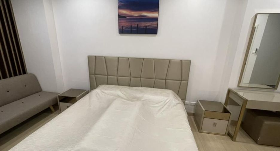À vendre 1 chambre condo à Yan Nawa, Bangkok