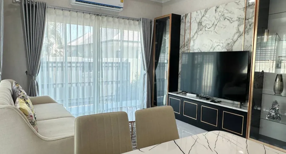 For rent 3 bedrooms villa in Hua Hin, Prachuap Khiri Khan
