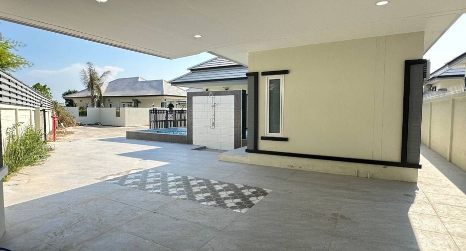 For rent 3 bedrooms villa in Hua Hin, Prachuap Khiri Khan