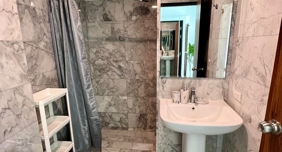 For rent 1 bed condo in Mueang Phuket, Phuket