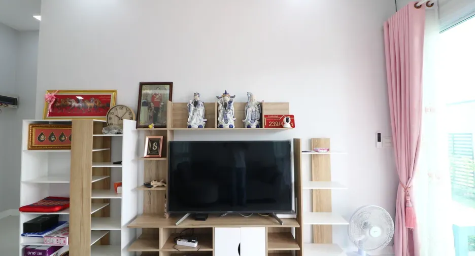 For sale 3 bedrooms house in Mueang Udon Thani, Udon Thani