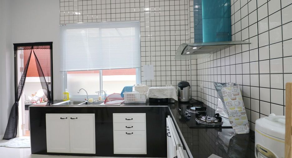 For sale 3 bedrooms house in Mueang Udon Thani, Udon Thani