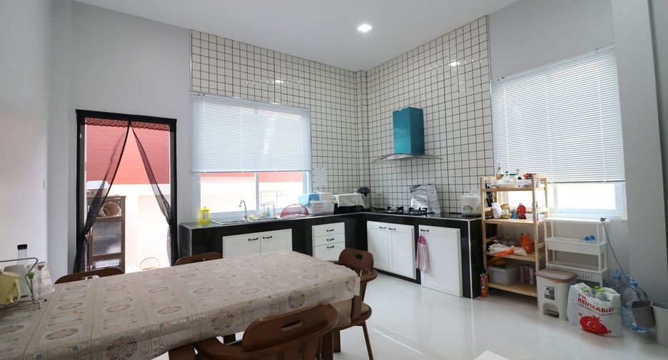 For sale 3 bedrooms house in Mueang Udon Thani, Udon Thani